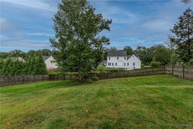 An additional view of the backyard