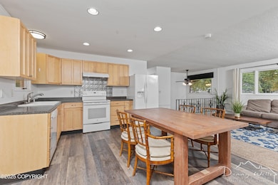 Kitchen-20250912-9070