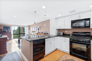 Parris Landing unit 3516, Charlestown, MA 02129 - photo 4