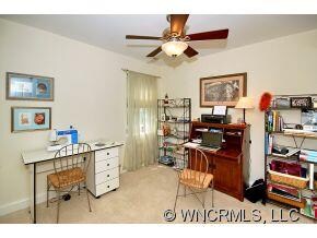 Bedroom/Office