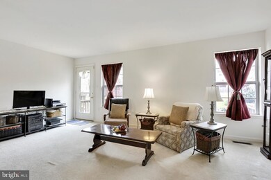 205 Frazer Dr, Purcellville, VA 20132 - photo 6