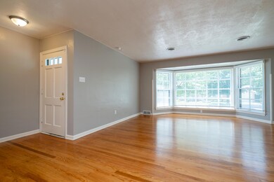 606 Crestland Ave-6