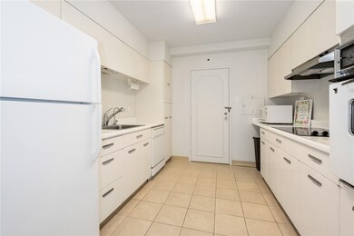 The Chef Of The Home Will Love Cooking In The Ligh