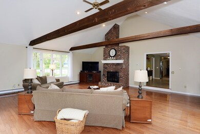 10 Thayer Ln, Southborough, MA 01772 - photo 5