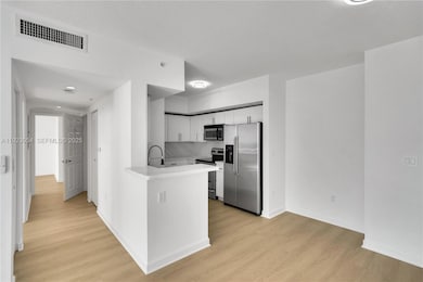 1723 SW 2nd Ave unit 909, Miami, FL 33129 - photo 7