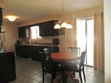 204 S Kerch St, Brooklyn, WI 53521 - photo 6