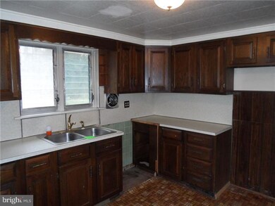 206 Salford Station Rd, Perkiomenville, PA 18074 - photo 5