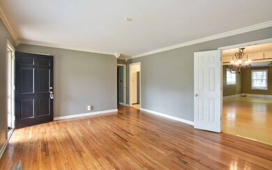 1813 W Lakeridge Dr, Albany, GA 31707 - photo 5