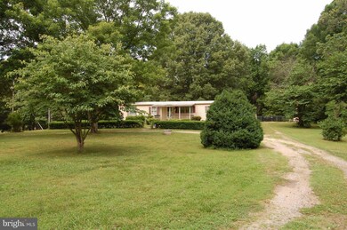 9200 Thornton Rolling Rd, Fredericksburg, VA 22408 - photo 7