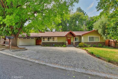 22391 Macfarlane Dr, Woodland Hills, CA 91364 - photo 3