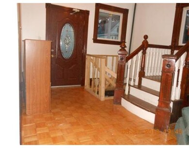 18 Wyman St, Lawrence, MA 01841 - photo 4