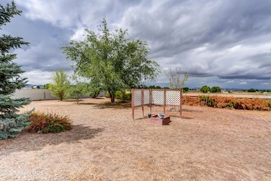24240 N Bourbon Alley, Paulden, AZ 86334 - photo 5