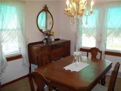 147 Center Ave, North Tonawanda, NY 14120 - photo 7