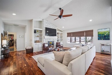 139 S 83rd St, West Des Moines, IA 50266 - photo 4