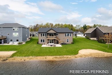 22-web-or-mls-2952-red-alder-dr