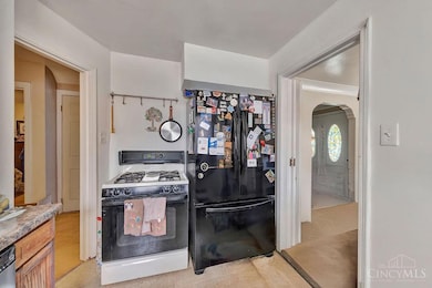 2652 Cedarbrook Dr, Cincinnati, OH 45237 - photo 7