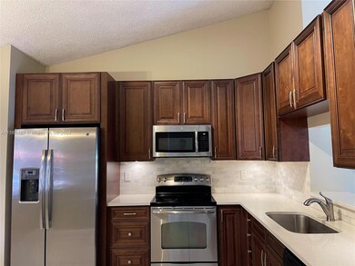 7208 Primrose Ln unit 138, Tamarac, FL 33321 - photo 6