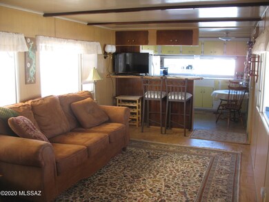 5509 Lazy Heart Living Room (1)