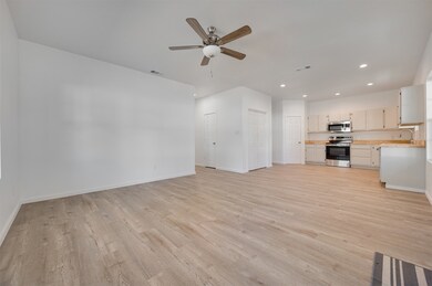 501 SW 1st St unit ES, Cooper, TX 75432 - photo 6