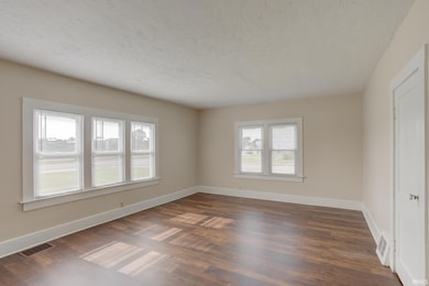 1722 E Division St, Evansville, IN 47711 - photo 5