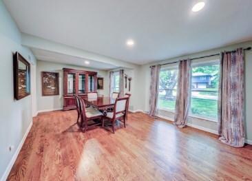 10201 W 70th St, Shawnee, KS 66203 - photo 2