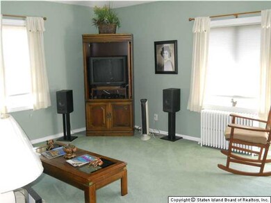 152 Dickie Ave, Staten Island, NY 10314 - photo 6