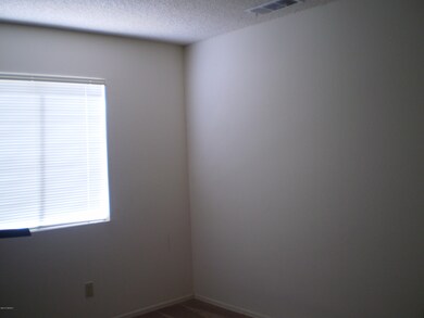 9661 Azuma Way 2nd bdrm.JPG