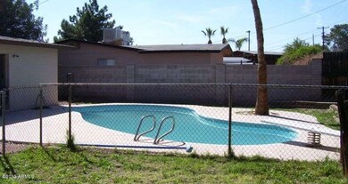 Fenced diving pool