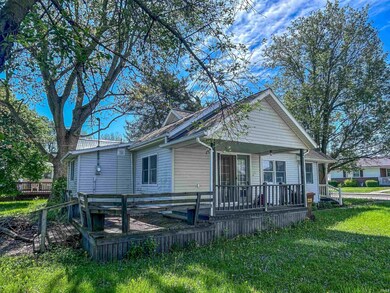 315 W Butcher St, Geneva, IN 46740 - photo 4