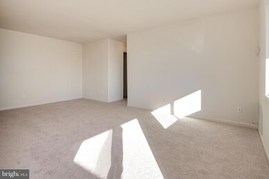 6441 Richmond Hwy unit 302, Alexandria, VA 22306 - photo 7