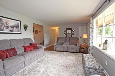 304 Birch St, Easton, PA 18040 - photo 5