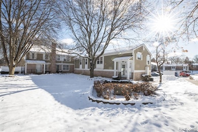 20940 E Glen Haven Cir unit 46, Northville, MI 48167 - photo 2