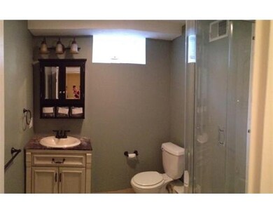 198 School St unit B, Quincy, MA 02169 - photo 3