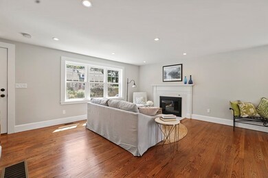 14 Keith St, West Roxbury, MA 02132 - photo 5