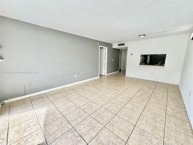 9360 Fontainebleau Blvd unit 413, Miami, FL 33172 - photo 4