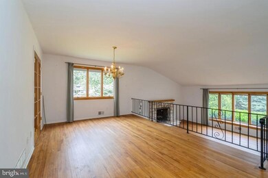 168 Oak Creek Rd, East Windsor, NJ 08520 - photo 7