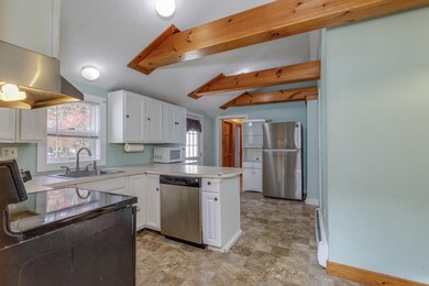 3 Hiltons Ln, Rochester, NH 03868 - photo 2