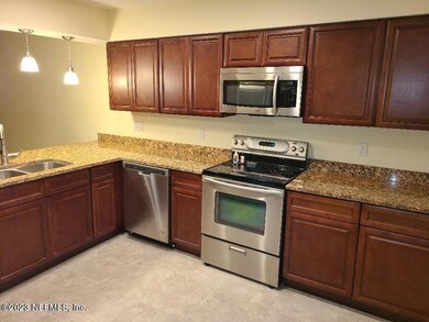 5673 Bennington Dr, Jacksonville, FL 32244 - photo 4