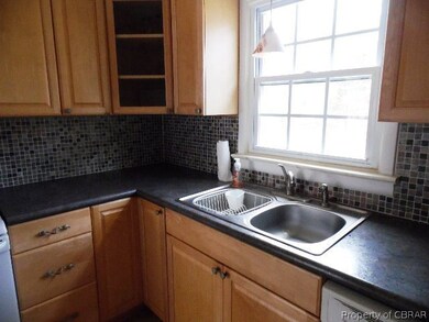 228 Brizendine Ln, Dunnsville, VA 22454 - photo 3