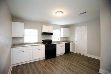 514 Pollock St, North Little Rock, AR 72117 - photo 3