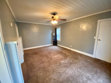 215 S Forrest Ave, Adel, GA 31620 - photo 7