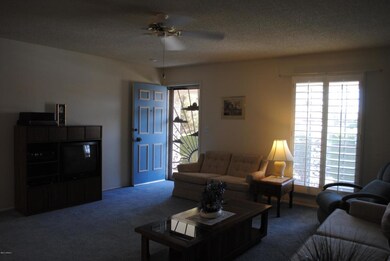 10210 W Mission Ln, Sun City, AZ 85351 - photo 2