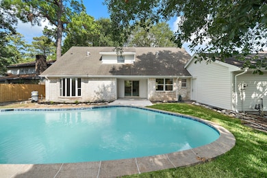 4207 Butternut Ct, Houston, TX 77088 - photo 2