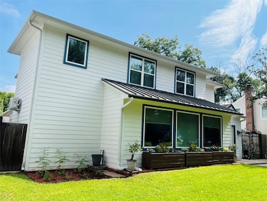 4503 Mckinney St, Houston, TX 77023 - photo 4