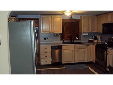 57 Smith Ave, Greenville, RI 02828 - photo 4