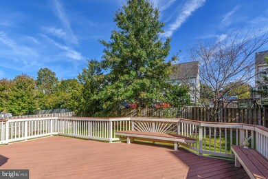 46773 Backwater Dr, Sterling, VA 20164 - photo 4