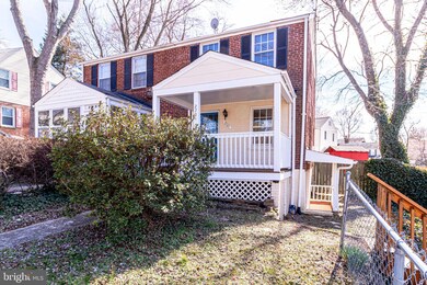 2701 Farmington Dr, Alexandria, VA 22303 - photo 2