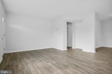 411 N Coles Ave, Maple Shade, NJ 08052 - photo 3