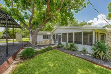 1304 S Lakeside Dr, Burnet, TX 78611 - photo 6