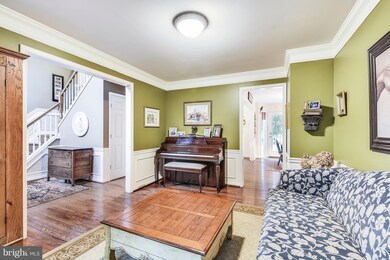 8 Cornfield Ct, Reisterstown, MD 21136 - photo 4